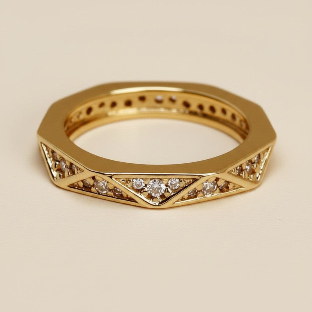 ✨ 18k Gold Filled Faceted CZ Band Ring — Every Angle Cut. Every Facet Set With Sparkle.