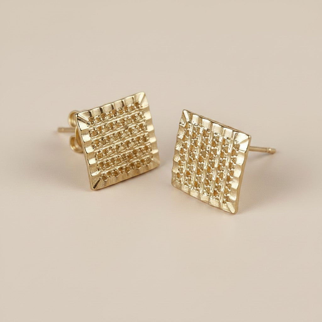✨ 18k Gold Filled Geometric Square Stud Earrings — A Pattern Worth Looking Closer For.