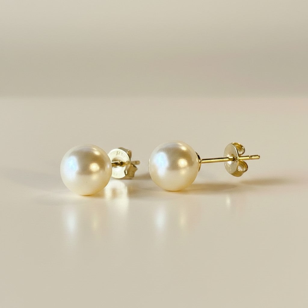 🤍 18k Gold Filled Korean Pearl Stud Earrings — The Classic That Every Jewelry Collection Needs.