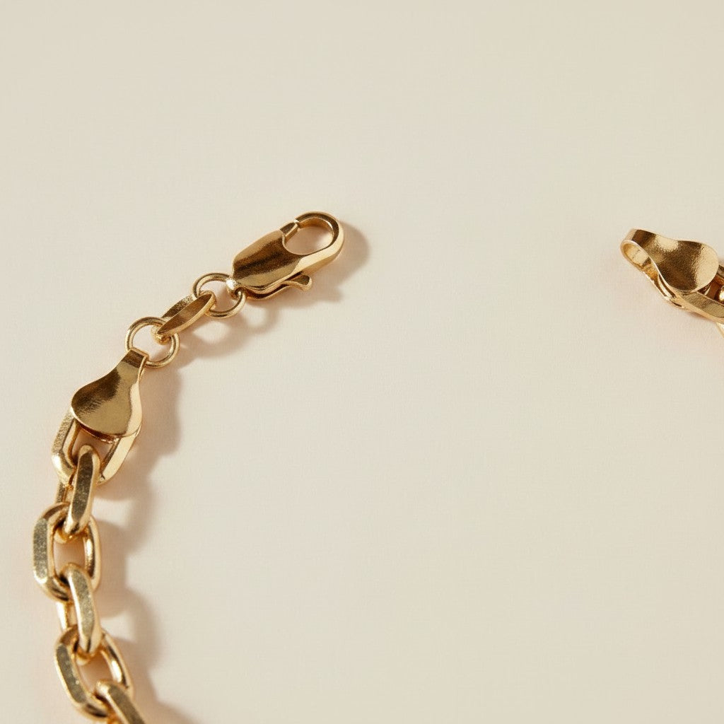 ✨ 18k Gold Filled 7mm Curb Link Bracelet — Chunky. Bold. Unmistakably Gold.