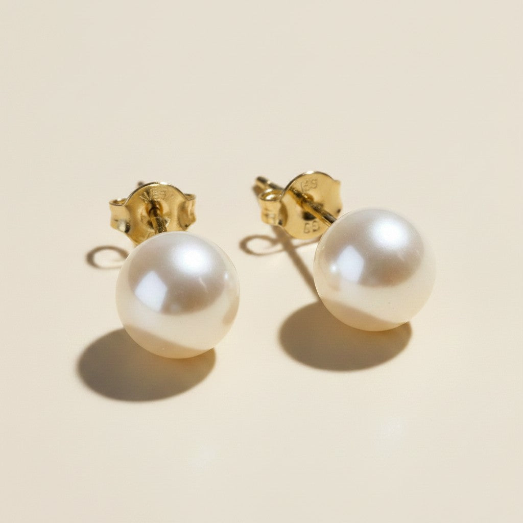 🤍 18k Gold Filled Korean Pearl Stud Earrings — The Classic That Every Jewelry Collection Needs.