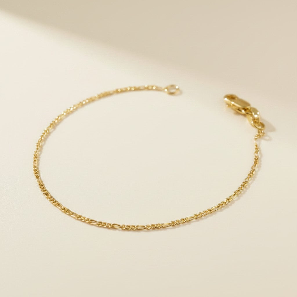 18k Gold Filled Rounded Figaro Chain Bracelet