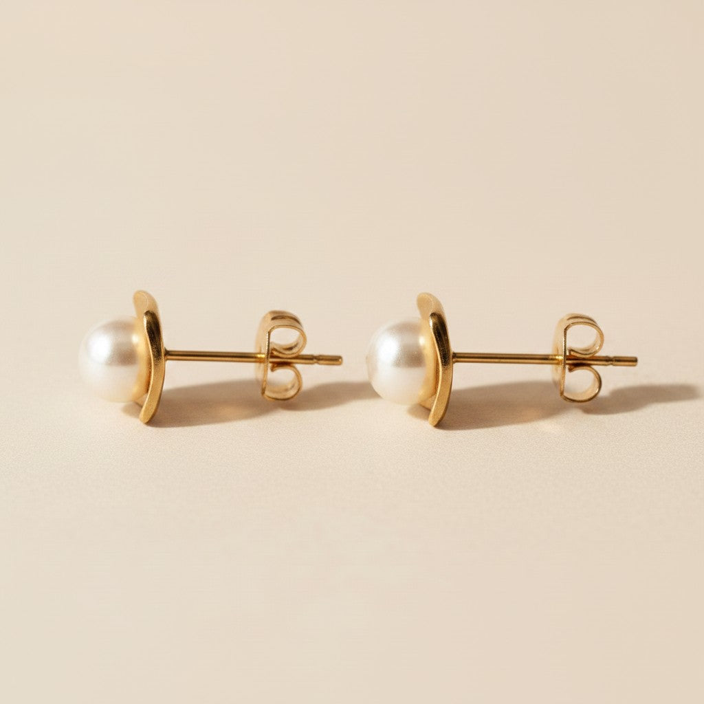 🤍 18k Gold Filled Pearl Square Plate Stud Earrings — One Pearl. One Square. Perfect Together.