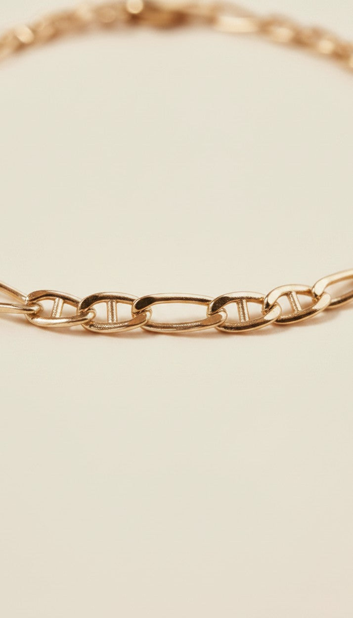 ✨ 18k Gold Filled Figarucci Bracelet — Two Classic Chains. One Beautiful Wrist.