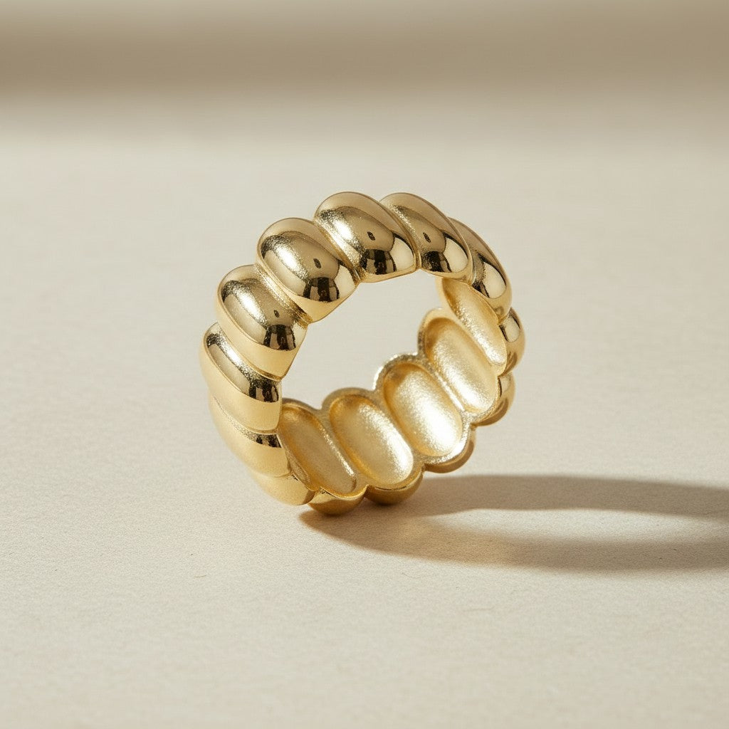 ✨ 18k Gold Filled Oversized Scalloped Ring — Vintage Architecture. Worn on the Finger. Impossible to Ignore.