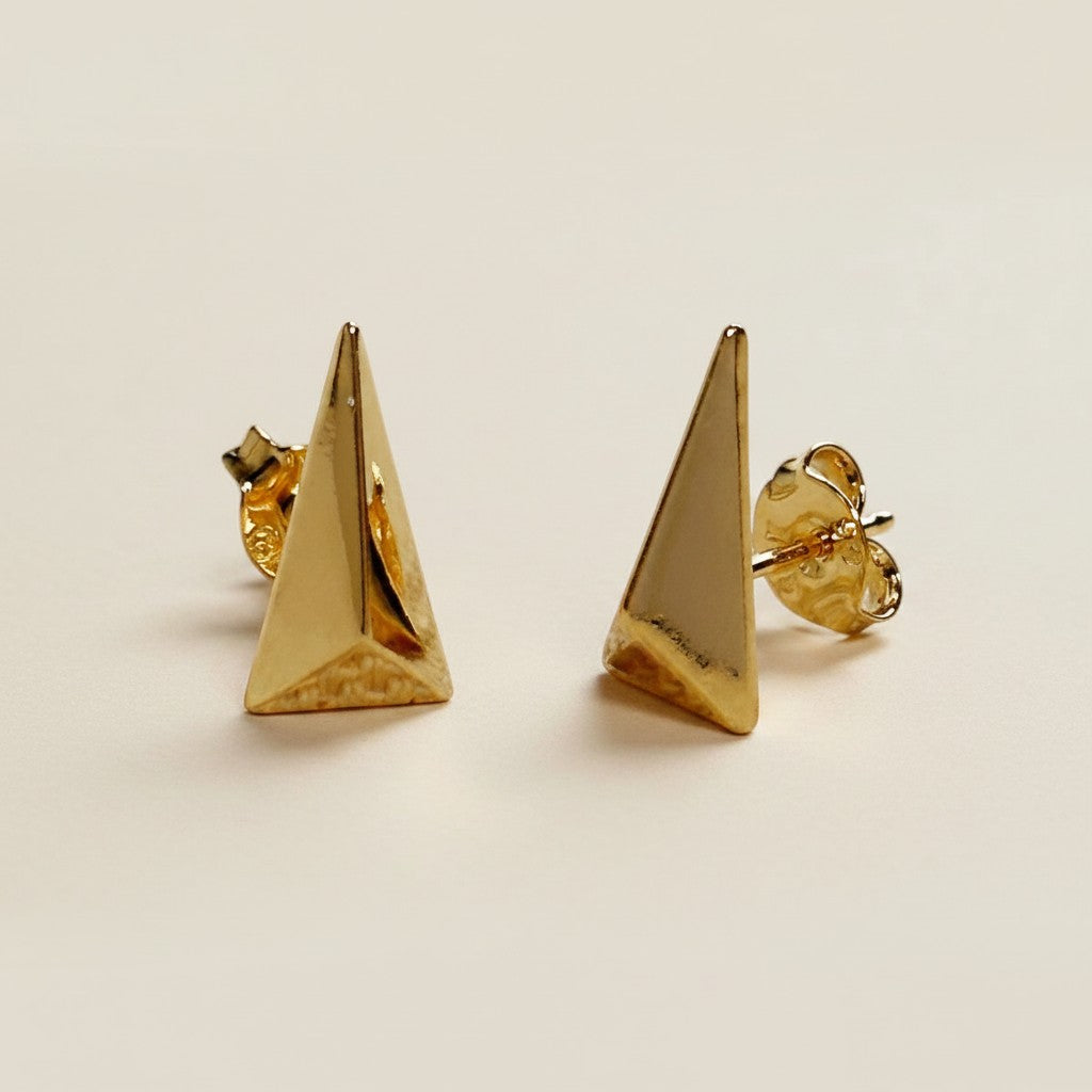 ✨ 18k Gold Filled Elongated Triangle Stud Earrings — The Sharpest Silhouette. The Most Architectural Stud.