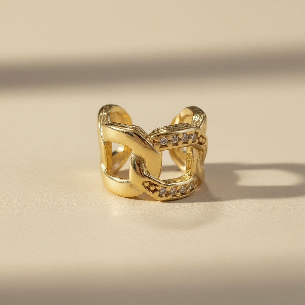 ✨ 18k Gold Filled Chain Ear Cuff With CZ — One Sparkling Link. The Whole Ear, Wrapped in Gold.