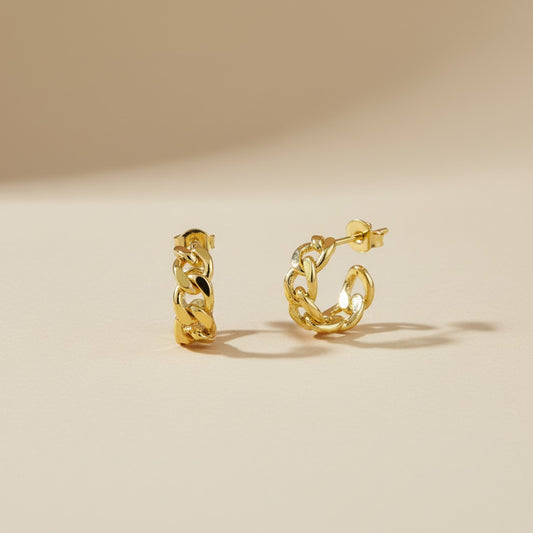 Minimalist Chain Link Hoop Earrings for Women | Small Hoop Earrings | 10mm Curb Chain Design