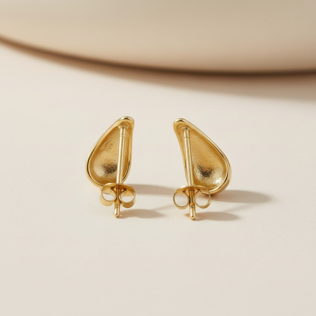18k Gold Filled 12mm Teardrop Stud Earrings
