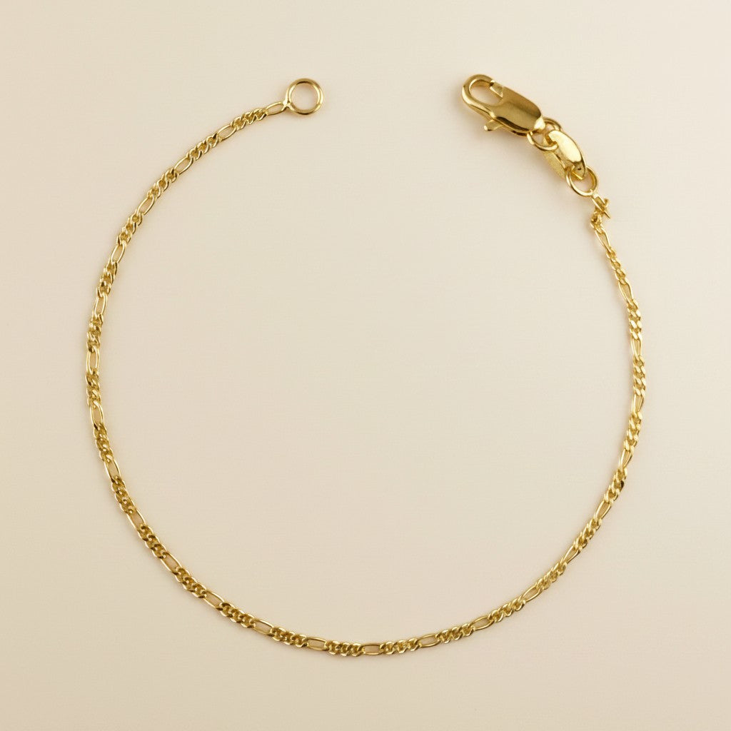 18k Gold Filled Rounded Figaro Chain Bracelet