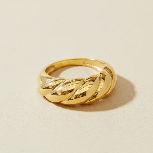 ✨ 18k Gold Filled Dome Croissant Ring — The Twist That Makes the Band. The Band That Makes the Finger.