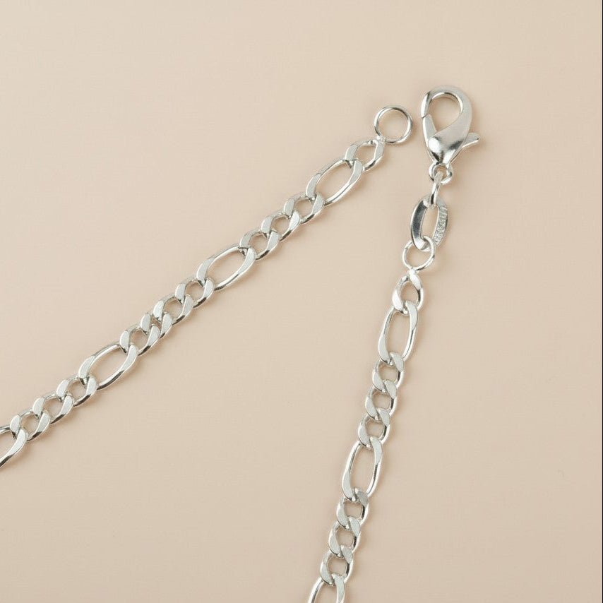 ✨ Sterling Silver 3.2mm Figaro Chain — Three Short, One Long. The Most Layerable Figaro We Carry.