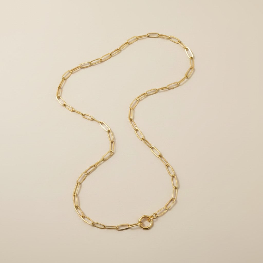 ✨ 18k Gold Filled Paperclip Necklace with Clicker Clasp — The Silhouette Everyone Knows. A Detail Nobody Expects.