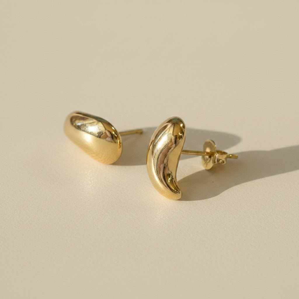 ✨ 18k Gold Filled Polished Curved Drop Earrings — A Single Graceful Drop. Nothing More Needed.