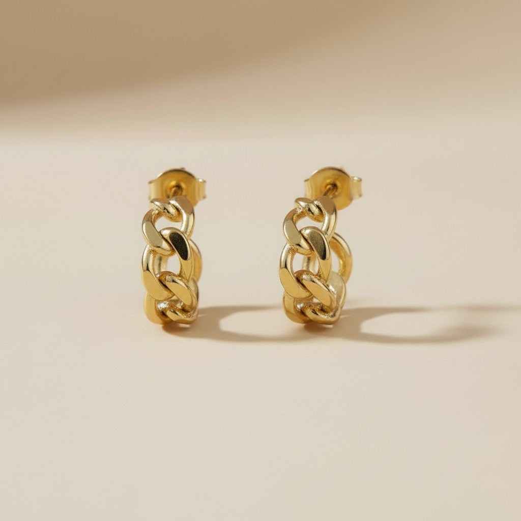 Minimalist Chain Link Hoop Earrings for Women | Small Hoop Earrings | 10mm Curb Chain Design