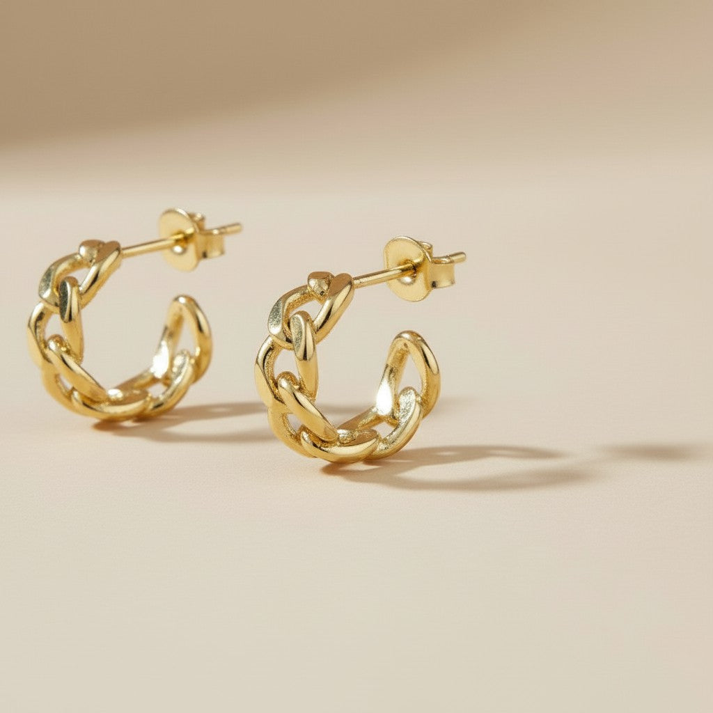 Minimalist Chain Link Hoop Earrings for Women | Small Hoop Earrings | 10mm Curb Chain Design