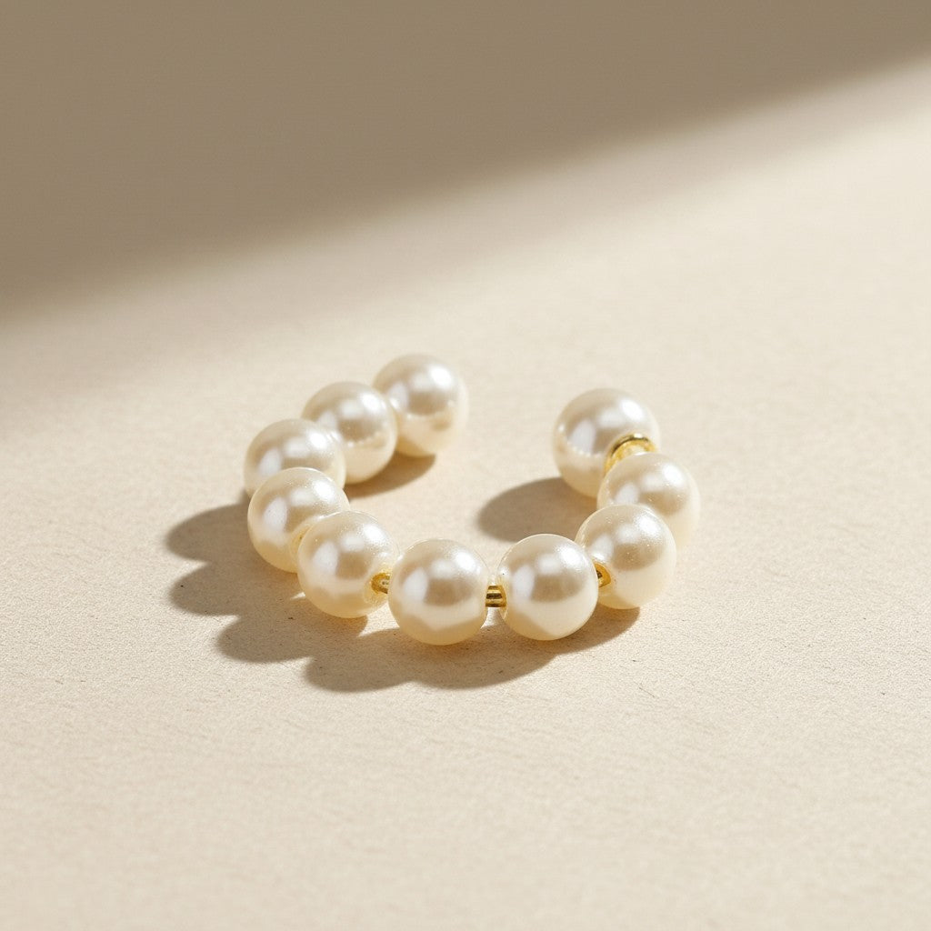 🤍 18k Gold Filled Pearl Ear Cuff — Soft Lustre. Organic Row. No Piercing Required.