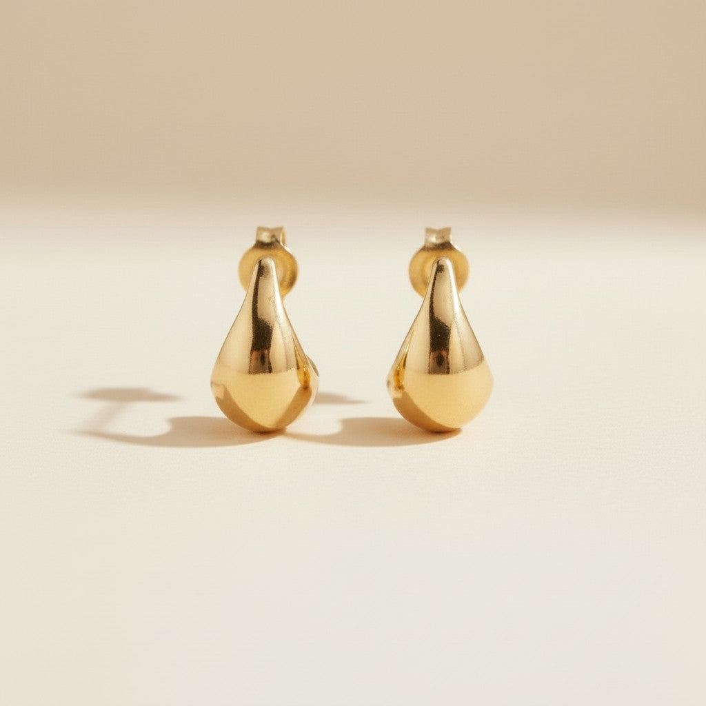 18k Gold Filled Teardrop Stud Earrings