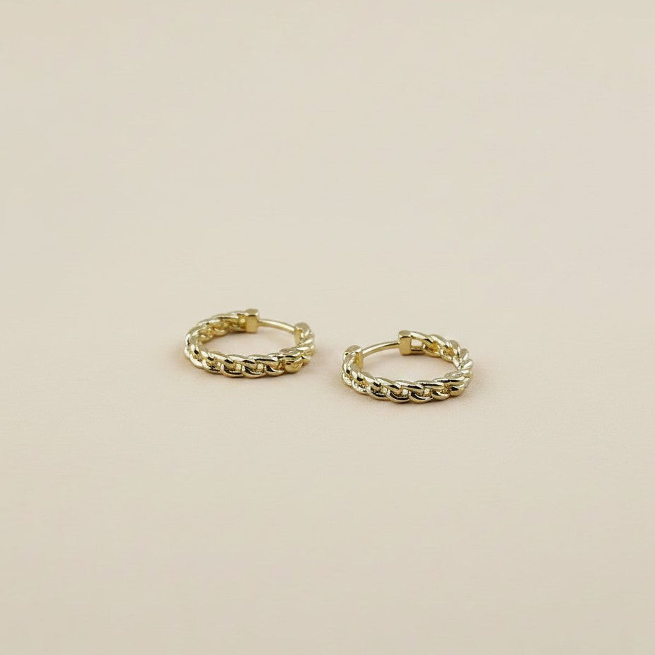 ✨ 18k Gold Filled Cuban Chain Clicker Hoop Earrings — The Classic Link, Curved Into a Hoop. Three Sizes.