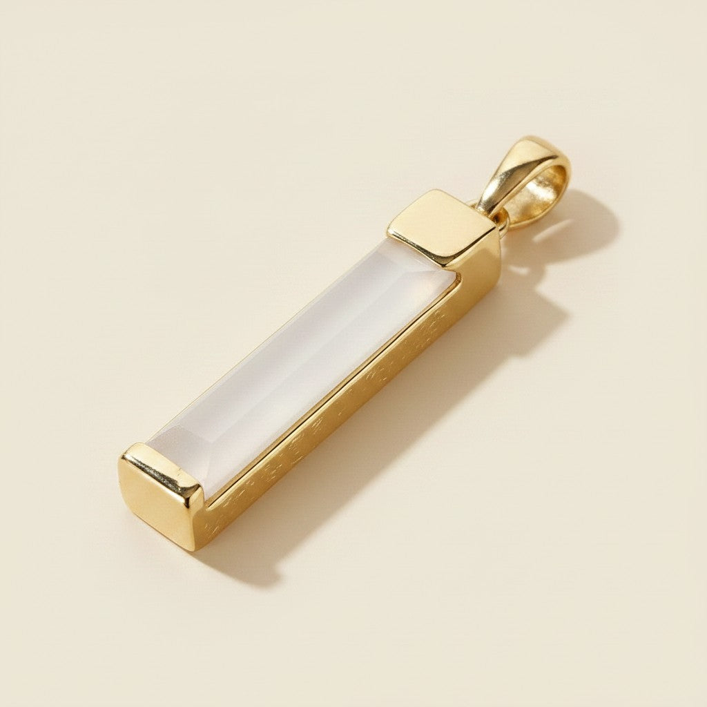 ✨ 18k Gold Filled Nude Crystal Baguette Pendant — Long. Champagne-Toned. Effortlessly Layerable.