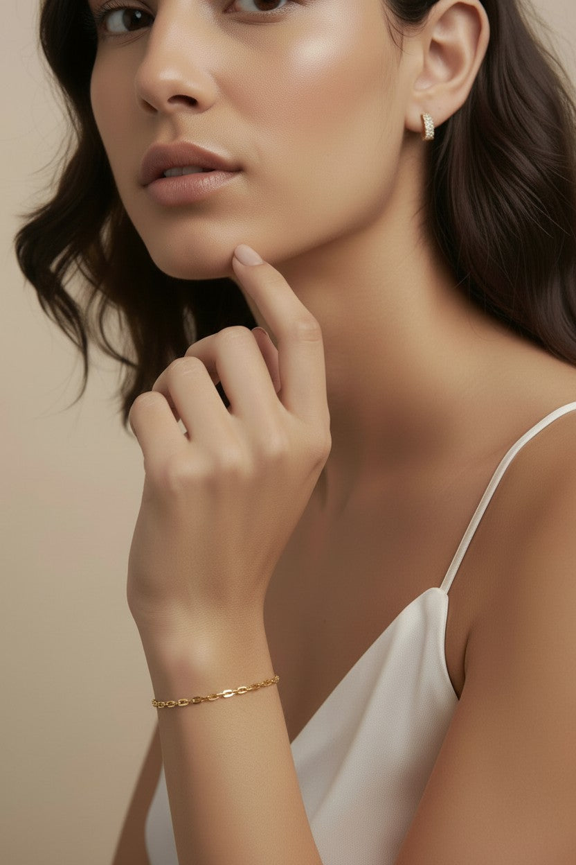 Diamond Cut Anchor Chain Bracelet for Women - Delicate Fashion Jewelry, Hypoallergenic, Waterproof