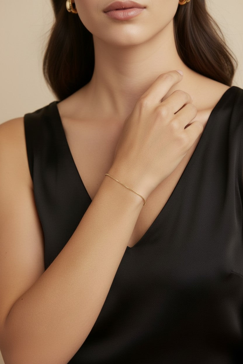 Box Chain Bracelet - Delicate 1mm Minimalist Jewelry for Women