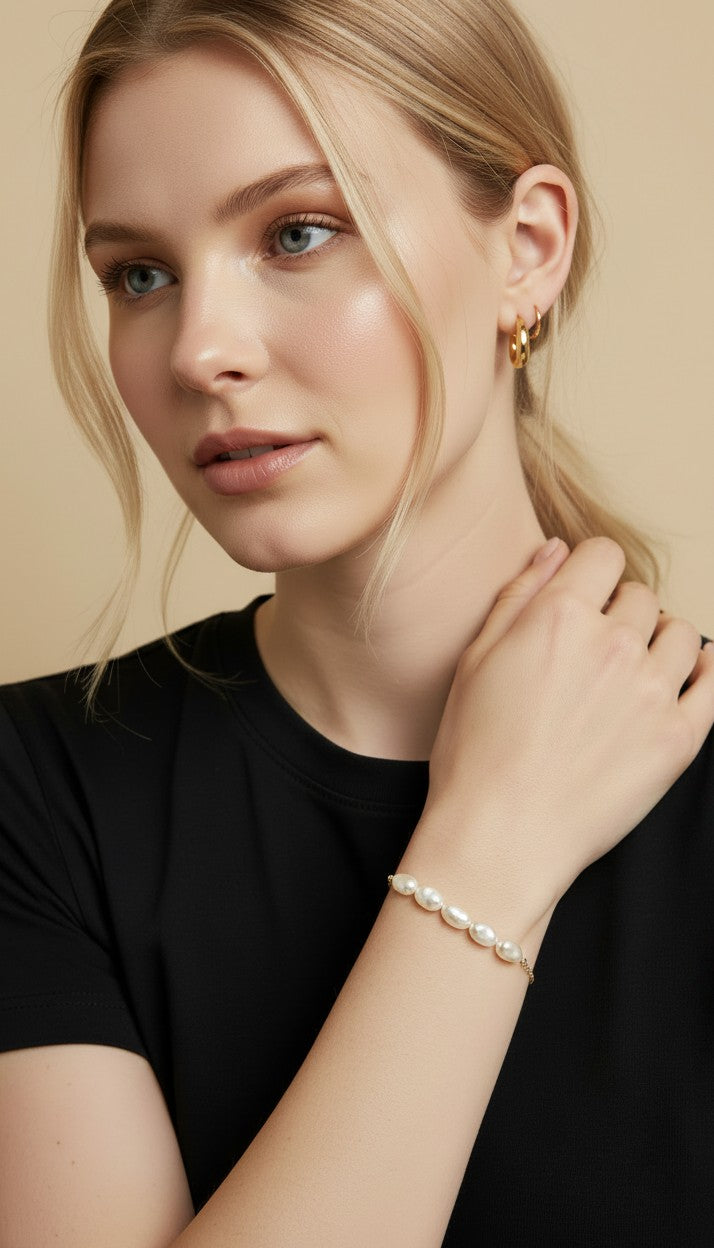 🤍 18k Gold Filled Baroque Pearl Bracelet — Nature's Most Interesting Pearl. On the Wrist.
