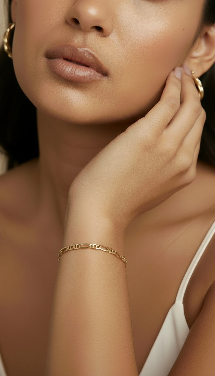 ✨ 18k Gold Filled Figarucci Bracelet — Two Classic Chains. One Beautiful Wrist.