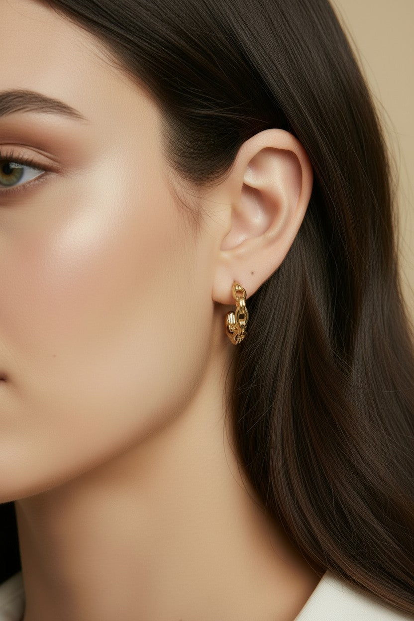 ✨ 18k Gold Filled Chain Link C-Hoop Earrings — The Hoop Built From a Chain. Movement in Every Link.