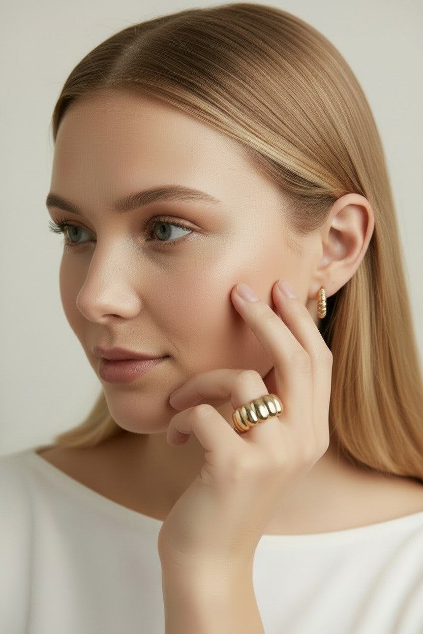 ✨ 18k Gold Filled Oversized Scalloped Ring — Vintage Architecture. Worn on the Finger. Impossible to Ignore.
