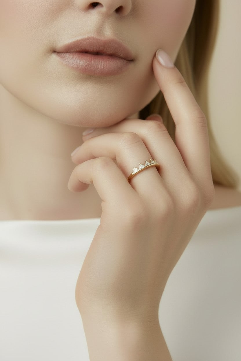 👑 18k Gold Filled Crown CZ Ring — A Tiara for the Finger. Regal, Refined, Entirely Yours.
