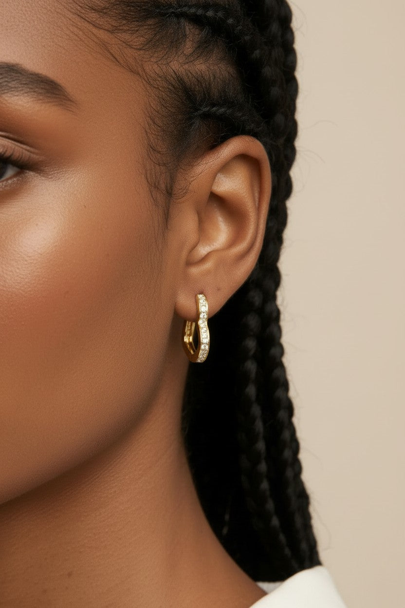 💛 18k Gold Filled Heart Clicker Hoop Earrings — Plain Gold or Pavé CZ. Same Heart. Your Level of Sparkle.
