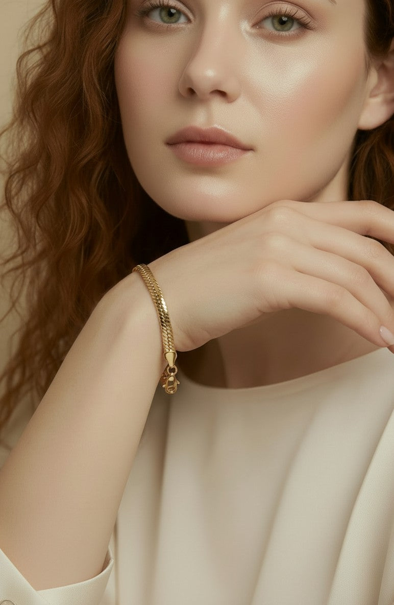 18k Gold Filled Diamond-Cut Herringbone Bracelet — The Herringbone That Catches Fire