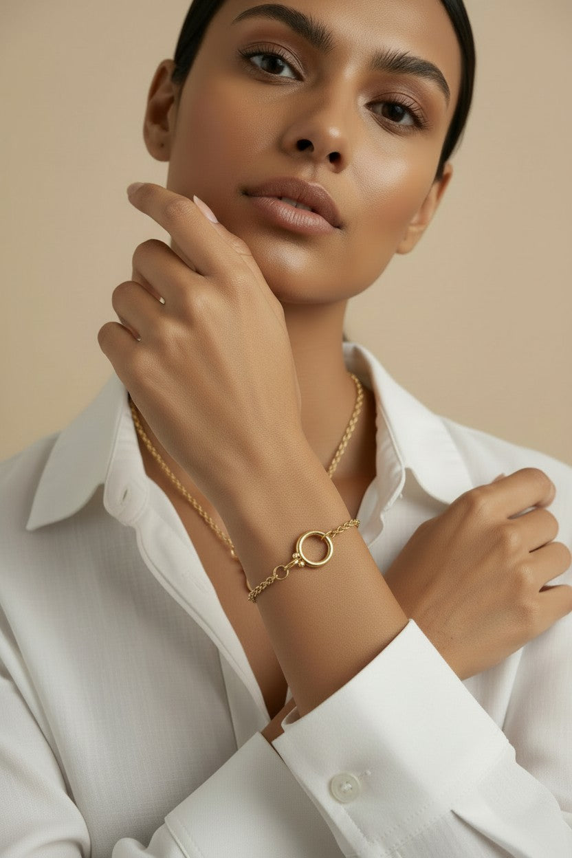 ✨ 18k Gold Filled Rolo Chain Bracelet with Clicker Clasp — The Detail That Makes the Wrist