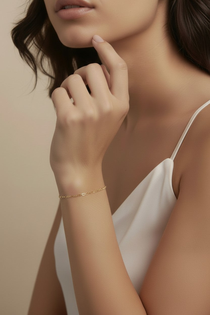 Delicate Figaro Chain Bracelet | Classic 3x1 Link Chain | Layering Bracelet | Charm Bracelet Base