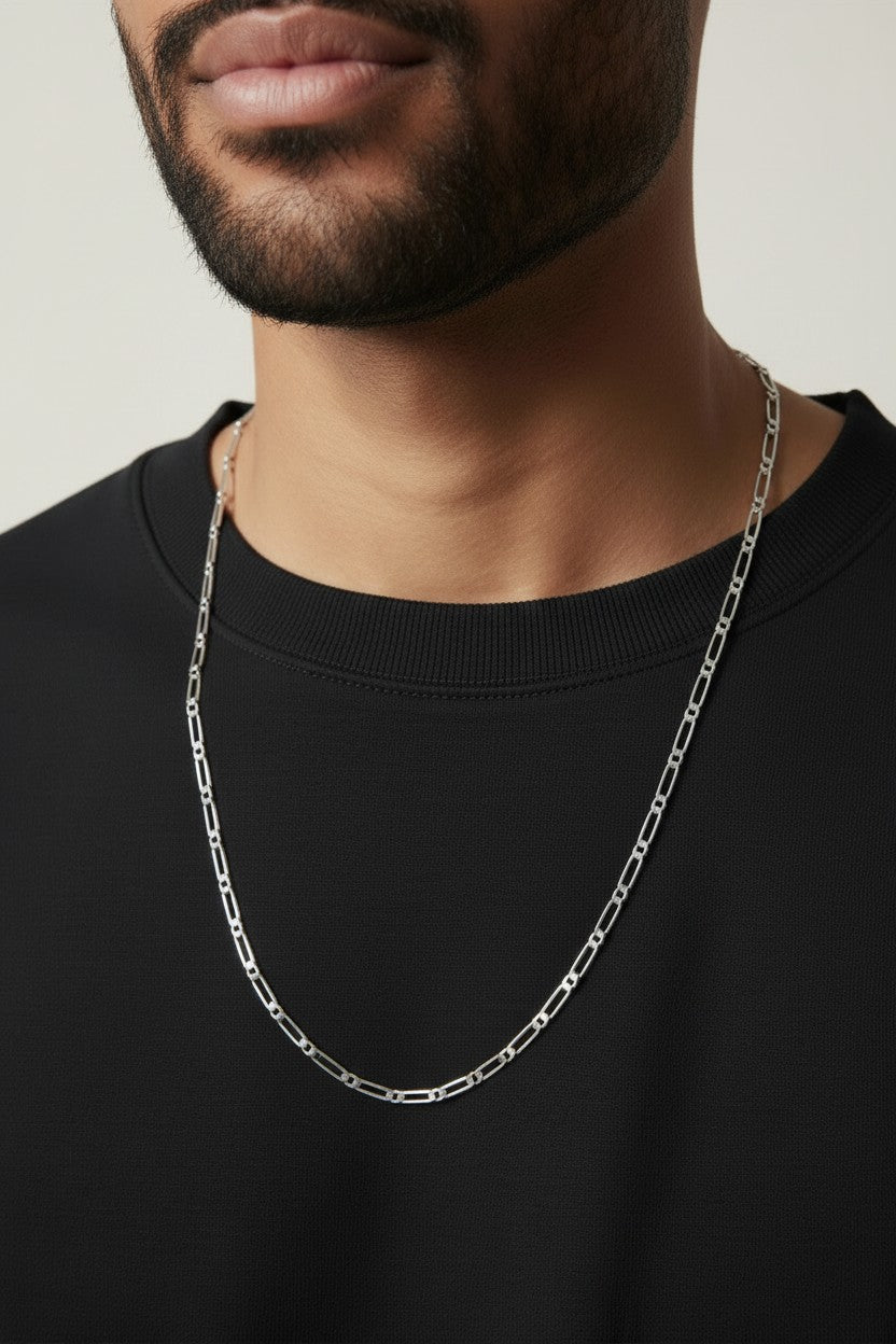 ⛓️ Sterling Silver 4.7mm Figaro 1x1 Chain — The 1x1 Rhythm at Its Most Commanding Width