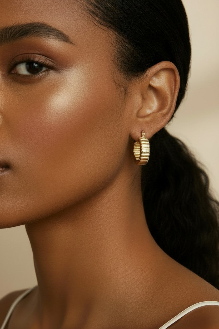 ✨ 18k Gold Filled Ridged Hoop Earrings — Horizontal Texture. Architectural Edge. The Hoop With Character.