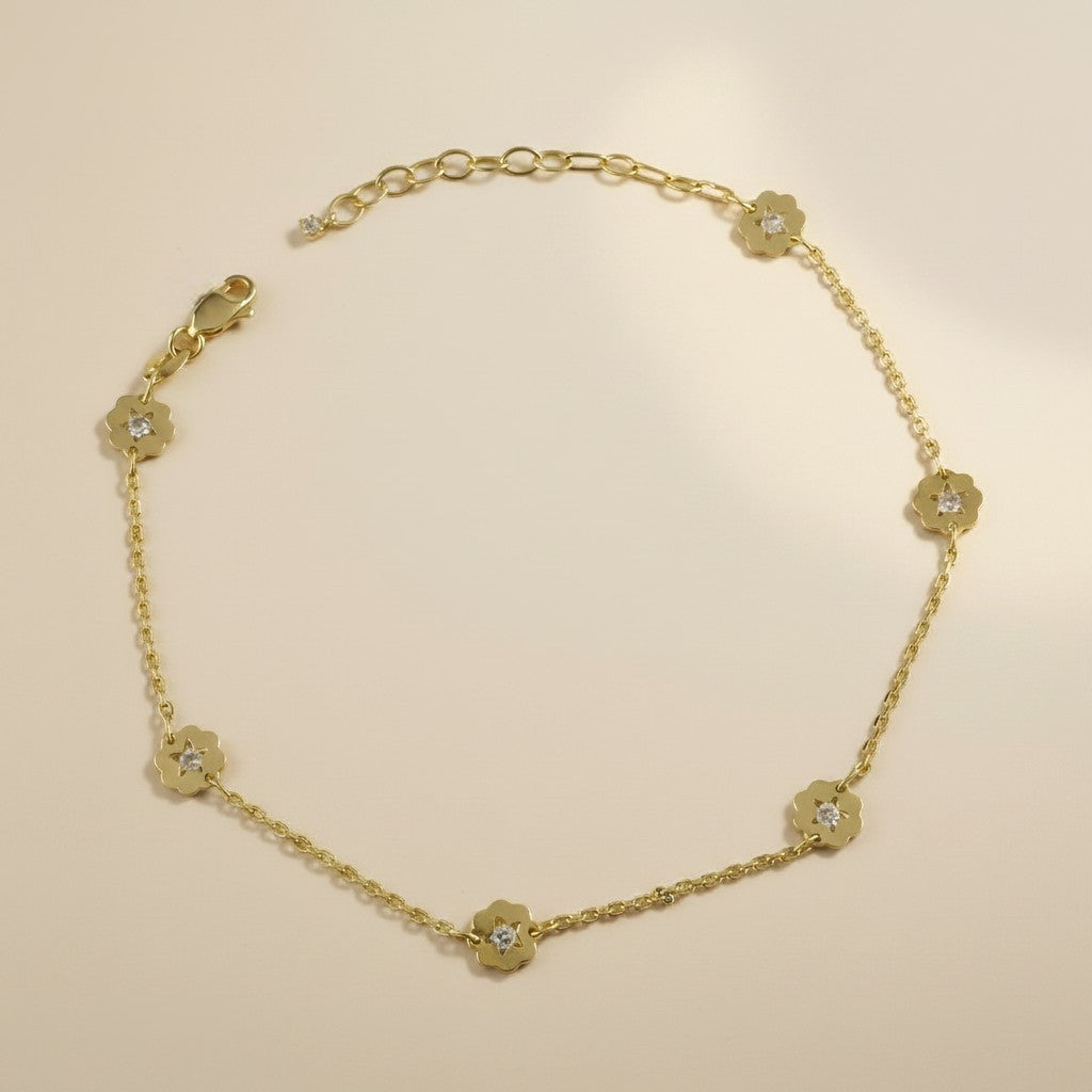 🌸 18k Gold Filled Flower Charm Anklet — A Garden at the Ankle. Every Step in Bloom.