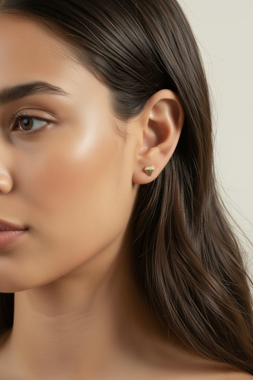 💎 18k Gold Filled 3D Diamond CZ Stud Earrings — Not Flat. Not Plain. Fully Dimensional Sparkle.
