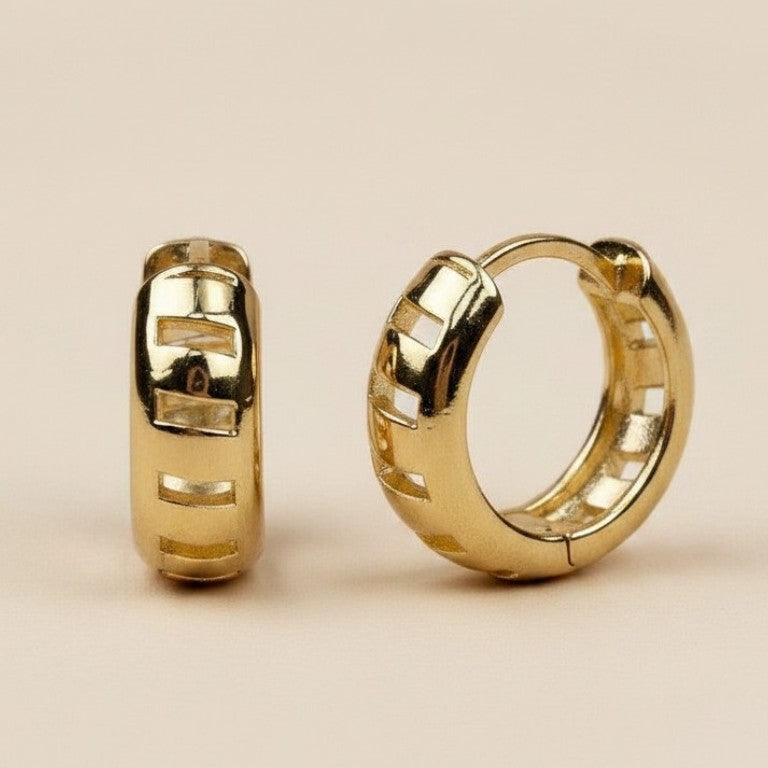 ✨ 18k Gold Filled Ribbon Huggie Hoop Earrings — The Pattern You See Through. The Gold You Can't Look Away From.