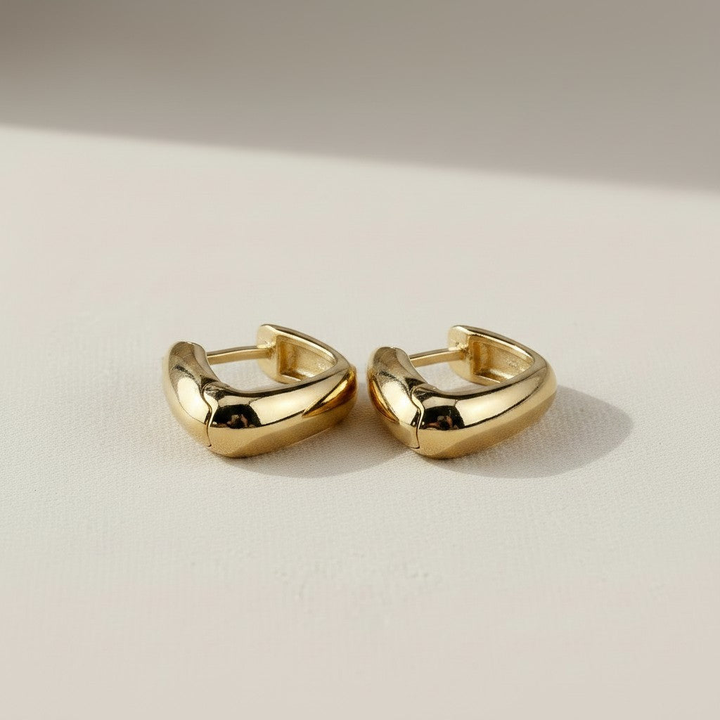 ✨ 18k Gold Filled Triangle Shaped Hoop Earrings — The Circle, Reimagined. Sharp Angles. Bold Confidence.