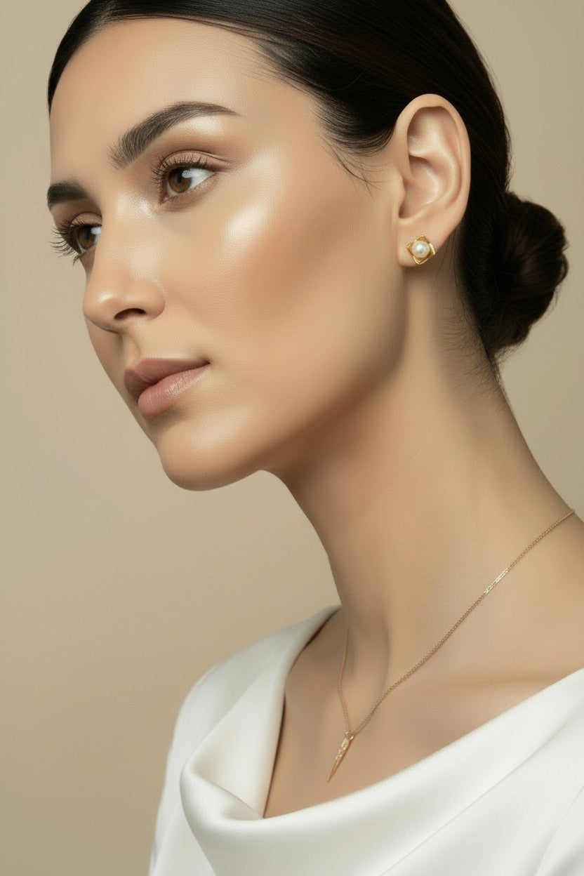 🤍 18k Gold Filled Pearl Square Plate Stud Earrings — One Pearl. One Square. Perfect Together.