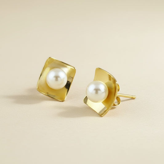 18k Gold Filled Pearl Stud Earrings In A Square Plate