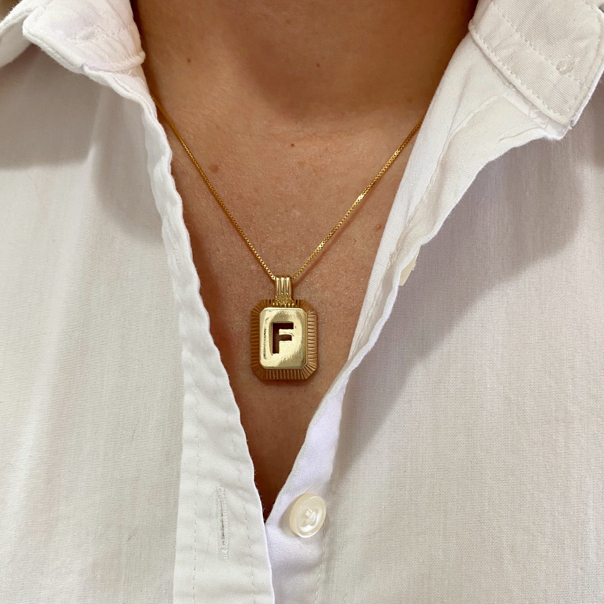 GoldFi 18k Gold Filled Initial Plate Pendant Letter F