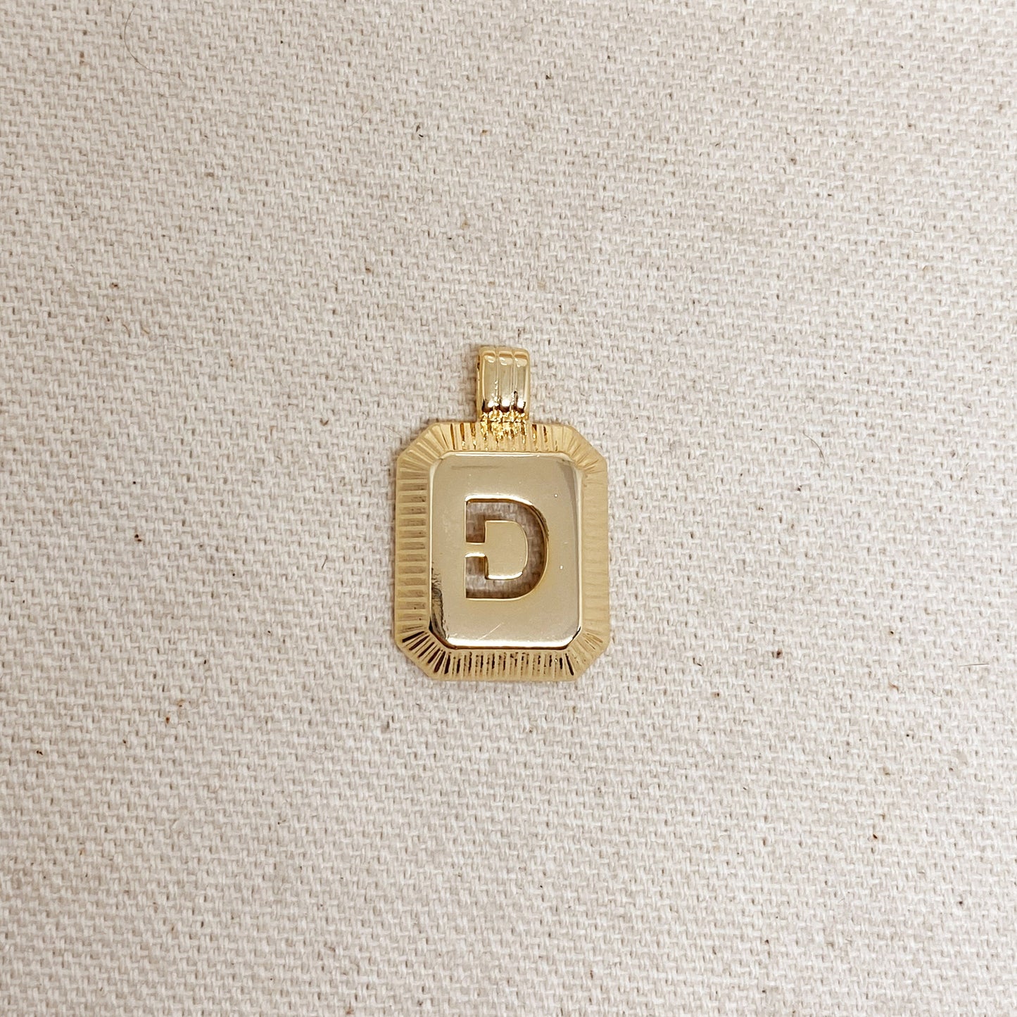 GoldFi 18k Gold Filled Initial Plate Pendant Letter D