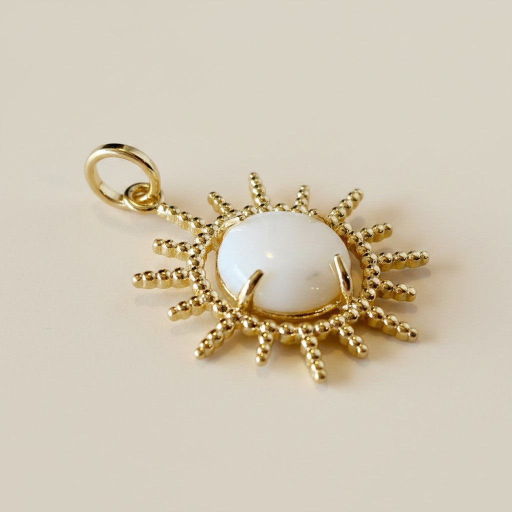 ☀️ 18k Gold Filled Radial Sun Pendant — Every Ray in Warm Gold. The Sun, Worn Close.