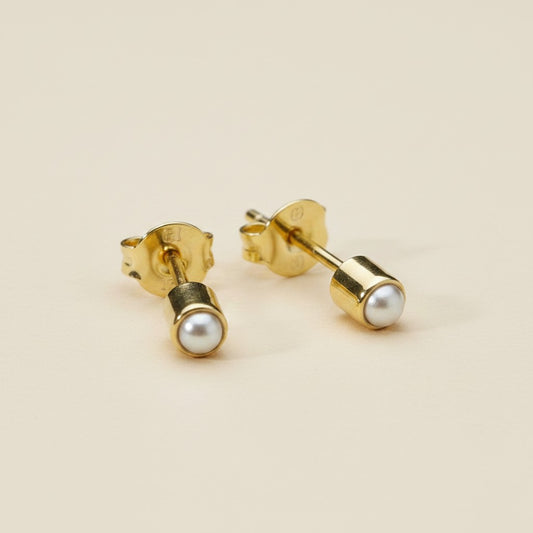 18k Gold Filled Tiny Pearl Stud Earrings | The Detail That Makes the Difference