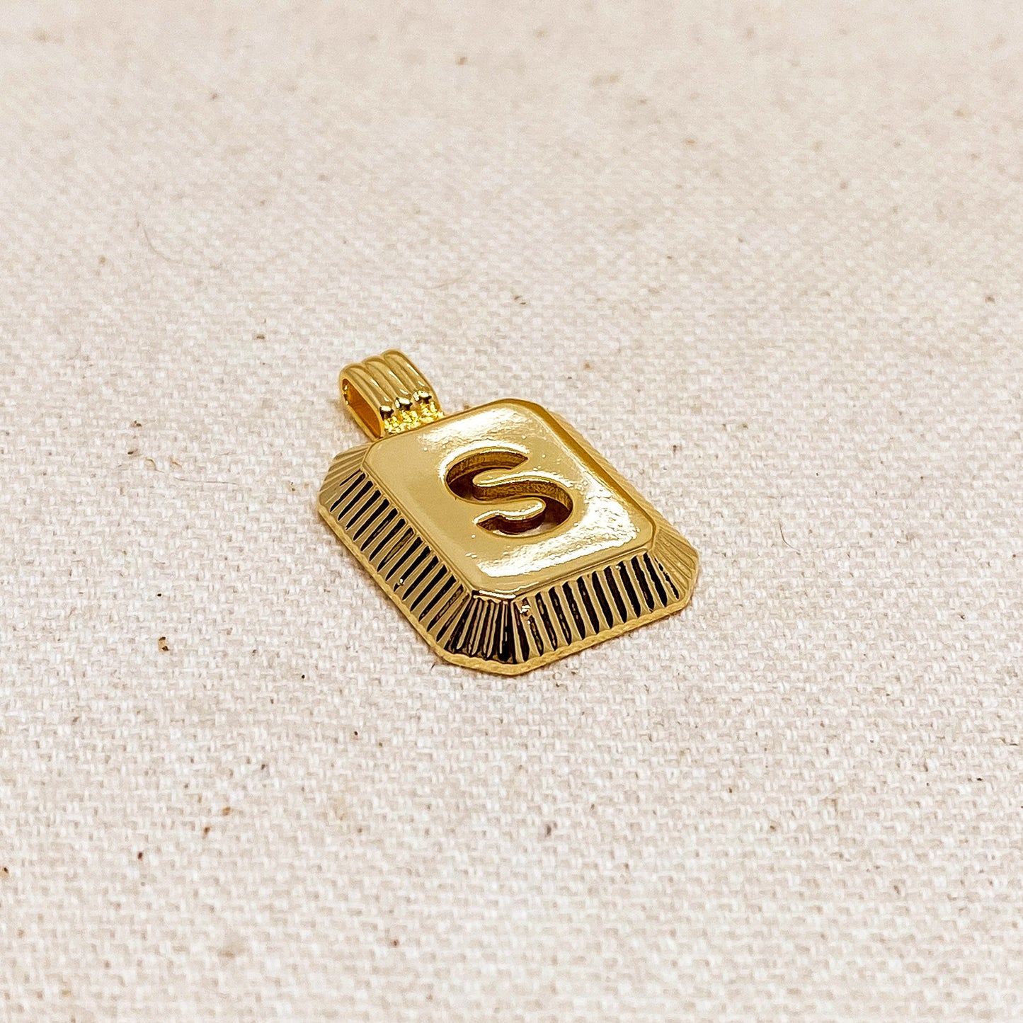 GoldFi 18k Gold Filled Initial Plate Pendant Letter S