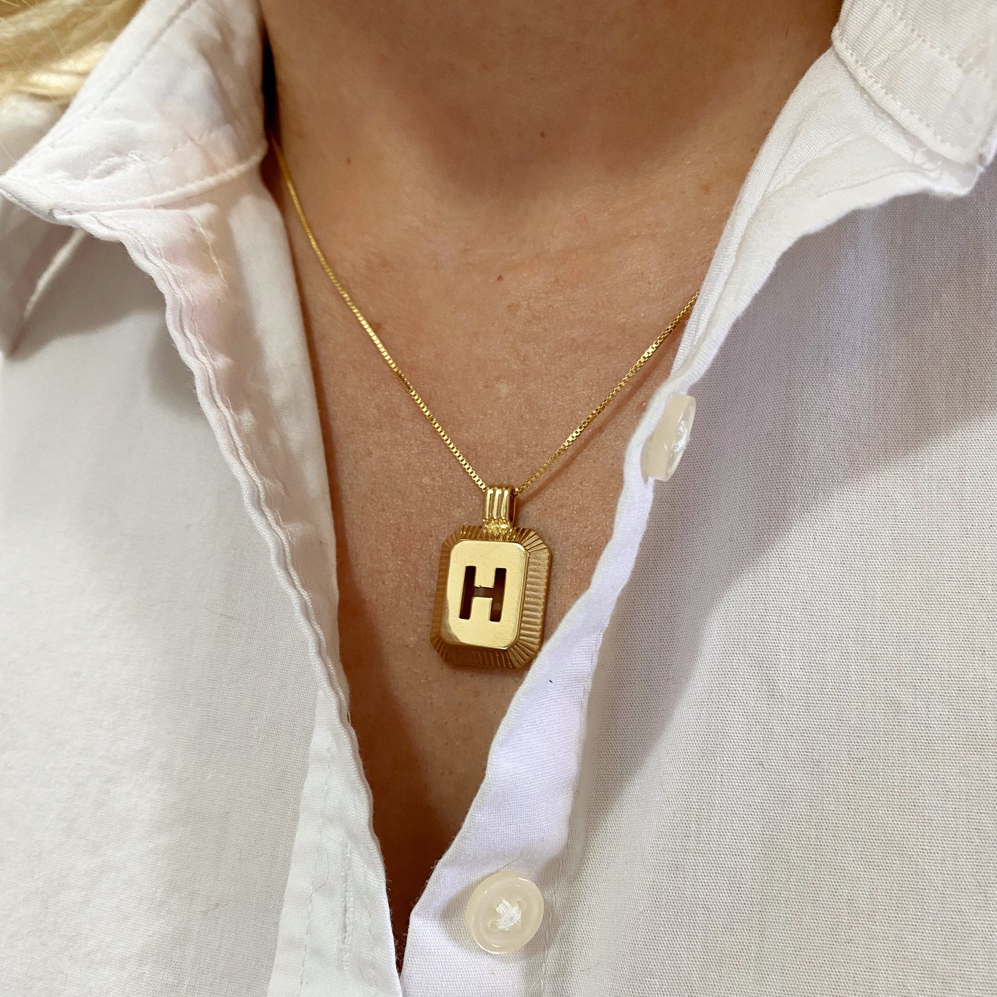 GoldFi 18k Gold Filled Initial Plate Pendant Letter H