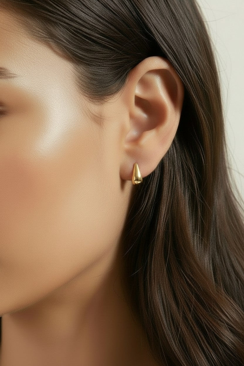 18k Gold Filled 12mm Teardrop Stud Earrings